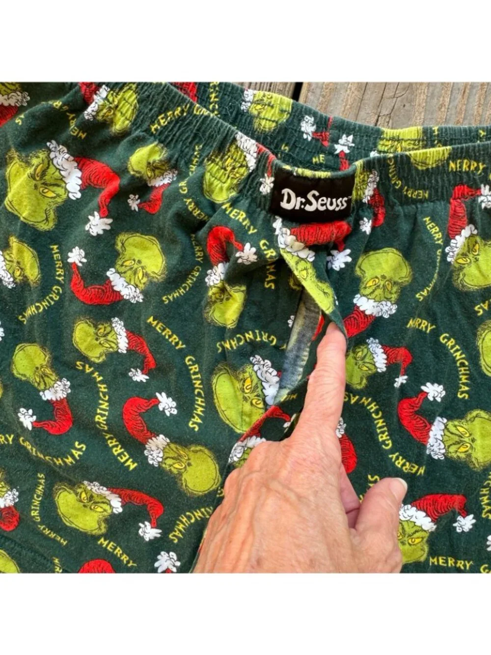 Dr. Seuss The Grinch Men's XL Merry Grinchmas Boxers Green Red Holiday Sleepwear